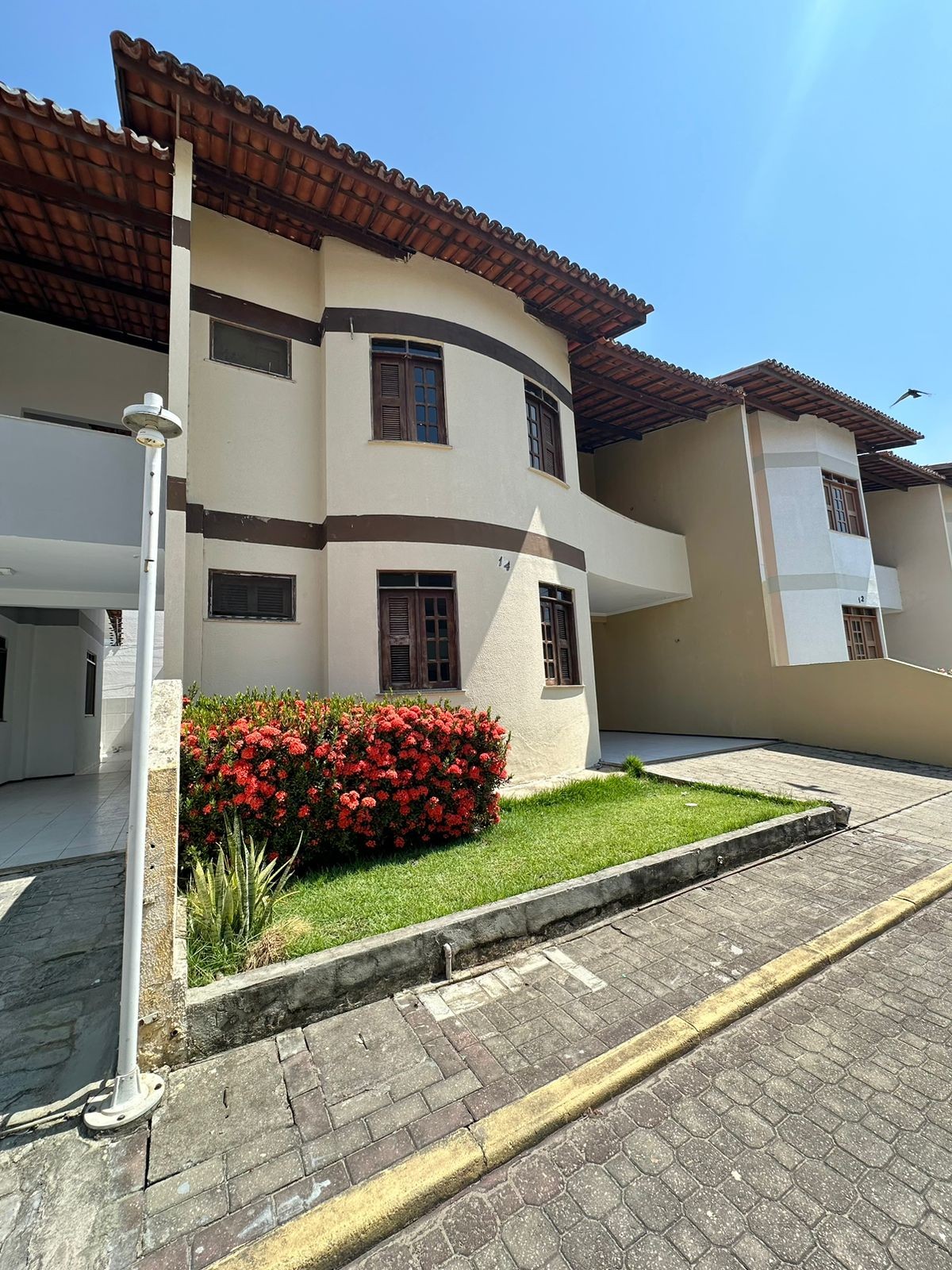 Imagem Casa de Condomínio com 4 Quartos à Venda, 134 m² em Sapiranga-Coité - Fortaleza Imagem Casa de Condomínio com 4 Quartos à Venda, 134 m² em Sapiranga-Coité - Fortaleza