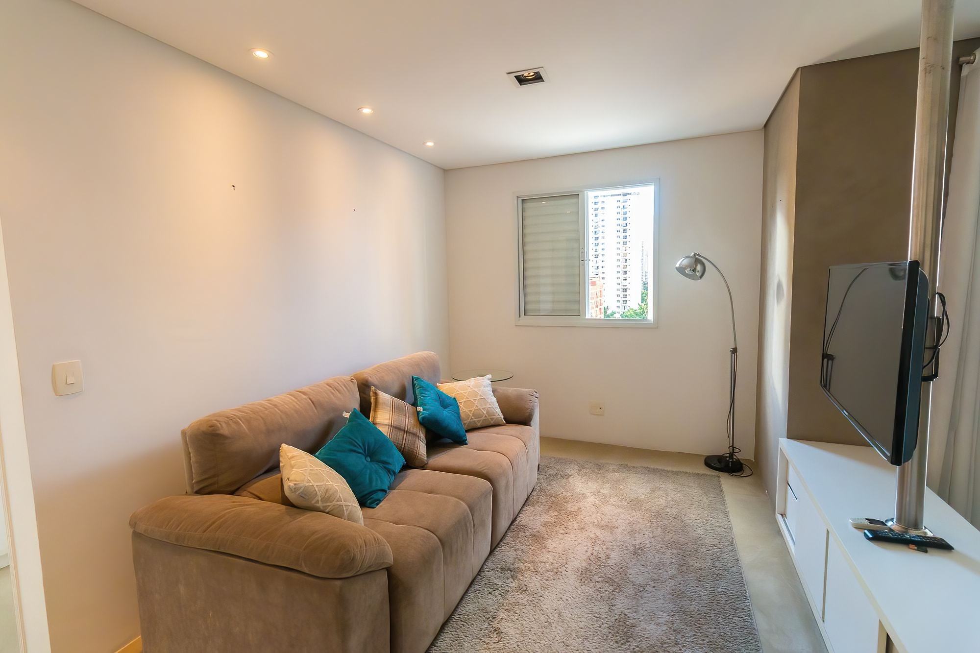 Imagem Apartamento com 2 Quartos para Alugar, 71 m² em Vila Nova Conceição - São Paulo