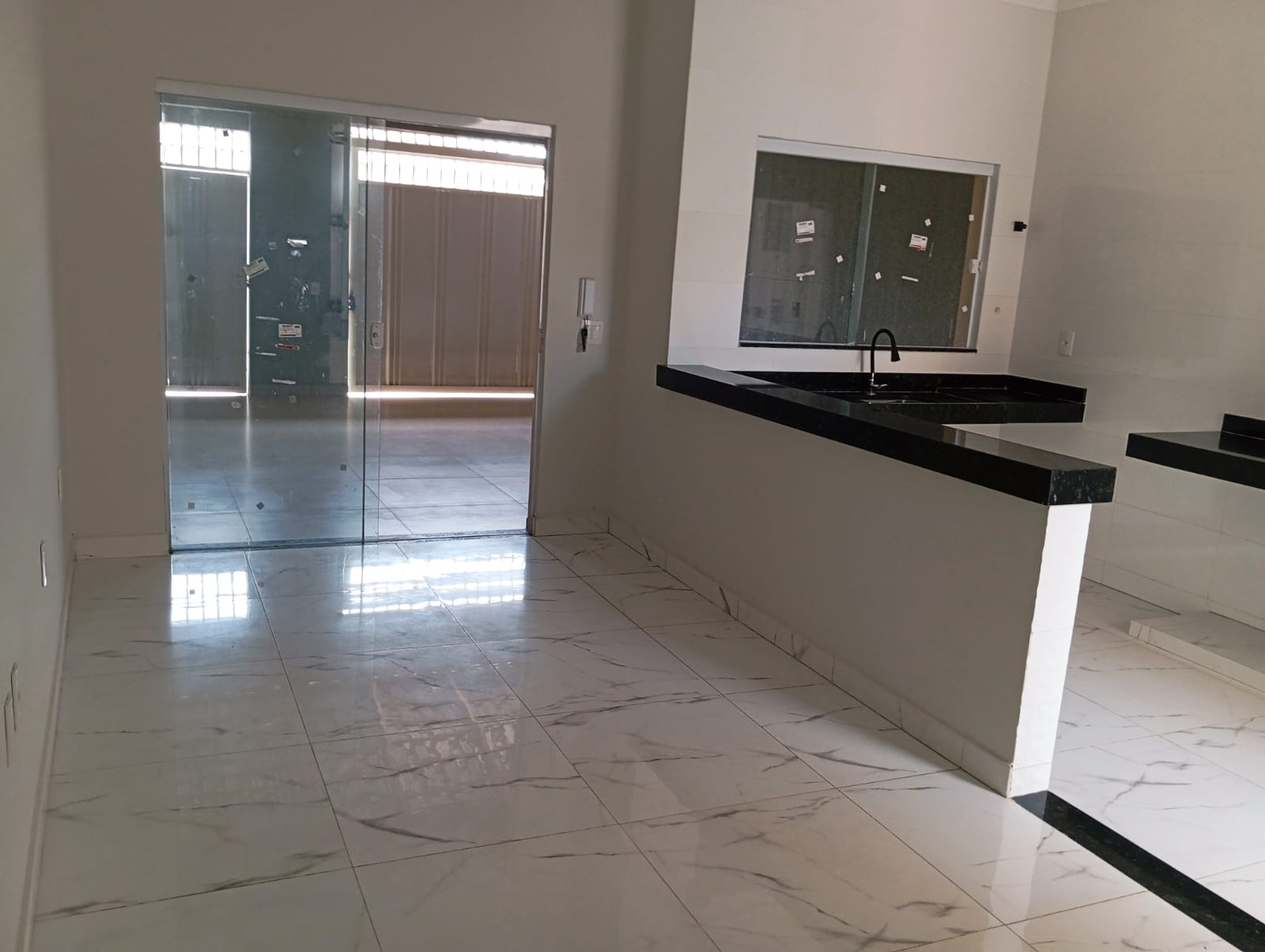Imagem Casa com 2 Quartos à Venda, 65 m²em São Jorge - Uberlândia Imagem Casa com 2 Quartos à Venda, 65 m²em São Jorge - Uberlândia