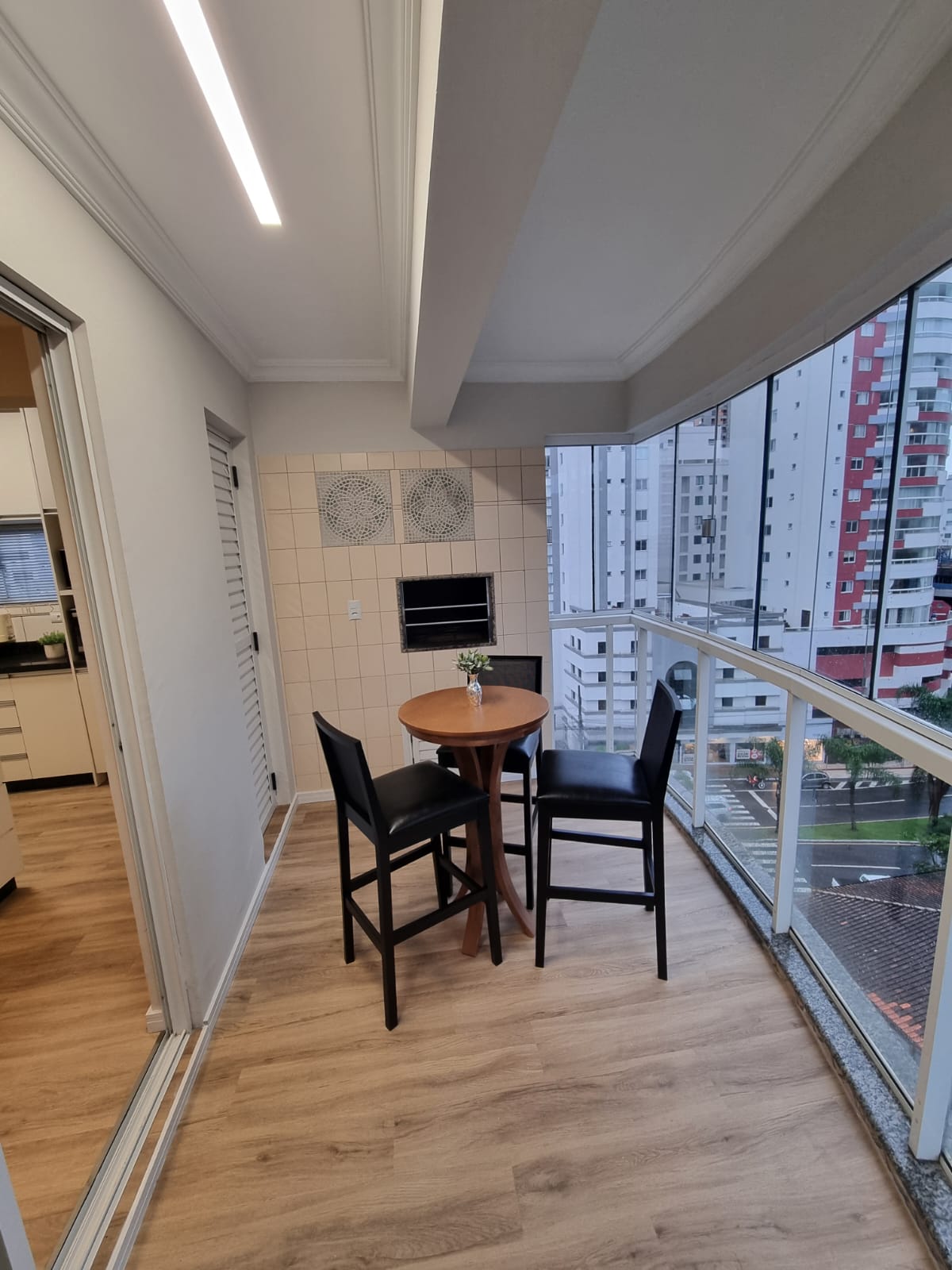 Imagem Apartamento com 3 Quartos à Venda, 86 m²em Centro - Balneário Camboriú
