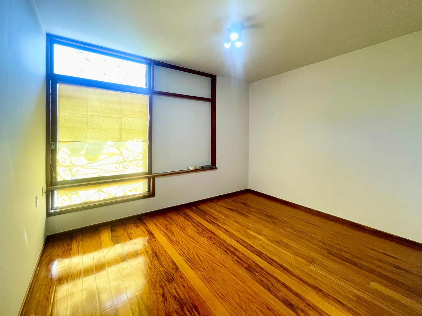 Imagem Casa de Condomínio com 3 Quartos à Venda, 114 m²em Alto - Teresópolis