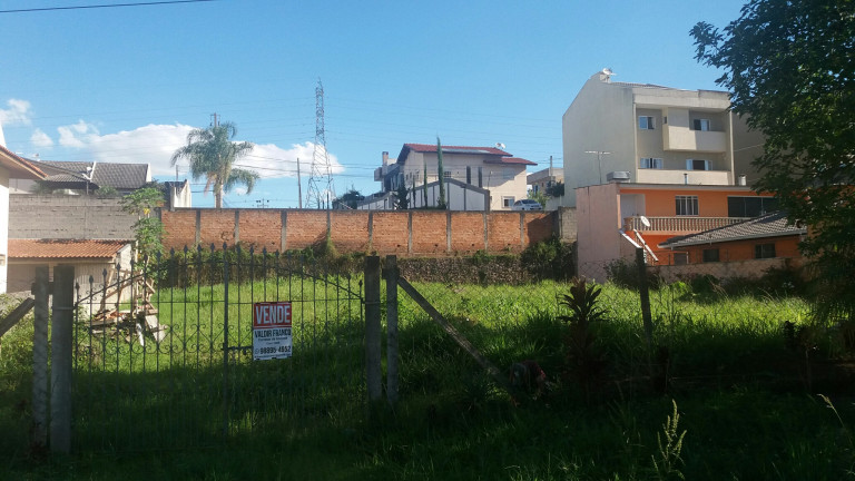 Imagem Terreno à Venda, 684 m² em Barreirinha - Curitiba Imagem Terreno à Venda, 684 m² em Barreirinha - Curitiba
