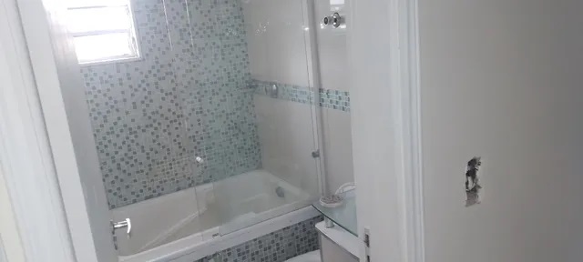 Imagem Sobrado com 4 Quartos à Venda, 315 m²em Bosque da Saúde - São Paulo