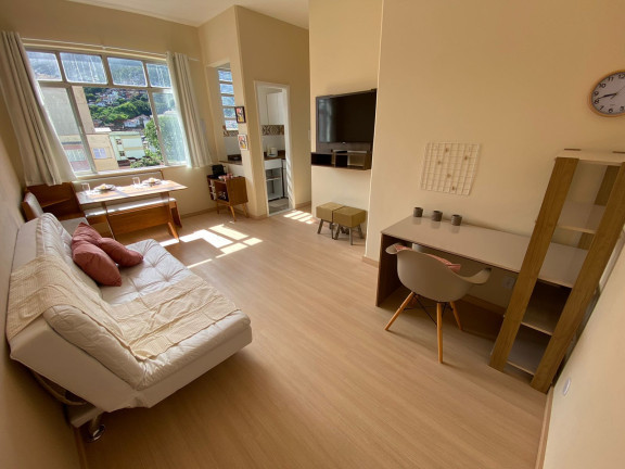 Apartamento com 1 Quarto à Venda,  em Alto - Teresópolis