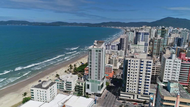 Imagem Apartamento com 3 Quartos à Venda, 260 m² em Meia Praia - Itapema Imagem Apartamento com 3 Quartos à Venda, 260 m² em Meia Praia - Itapema