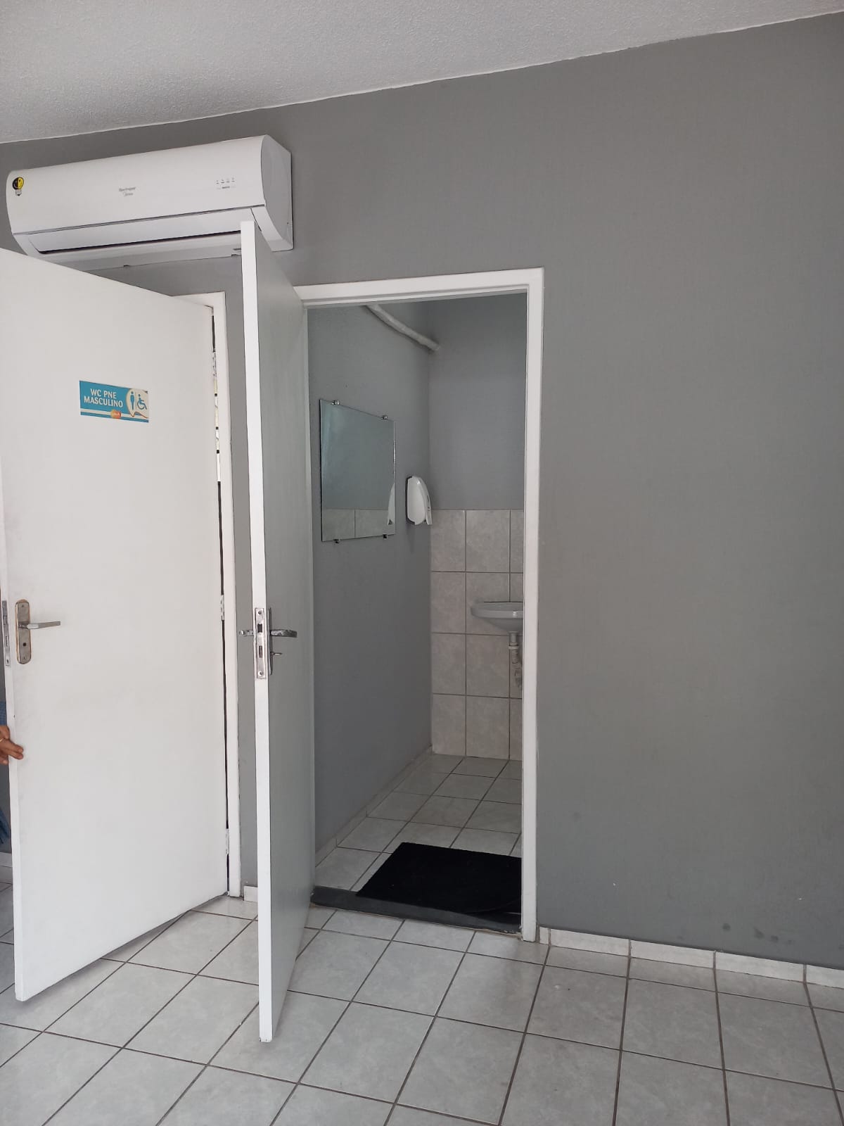 Imagem Apartamento com 2 Quartos à Venda, 45 m² em Inhoaíba - Rio de Janeiro Imagem Apartamento com 2 Quartos à Venda, 45 m² em Inhoaíba - Rio de Janeiro