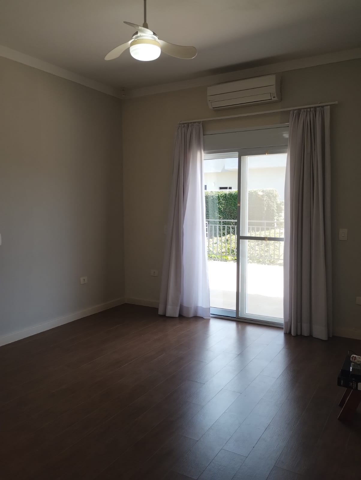 Imagem Casa com 3 Quartos à Venda, 387 m² em Jardim Dona Carmela - Atibaia Imagem Casa com 3 Quartos à Venda, 387 m² em Jardim Dona Carmela - Atibaia