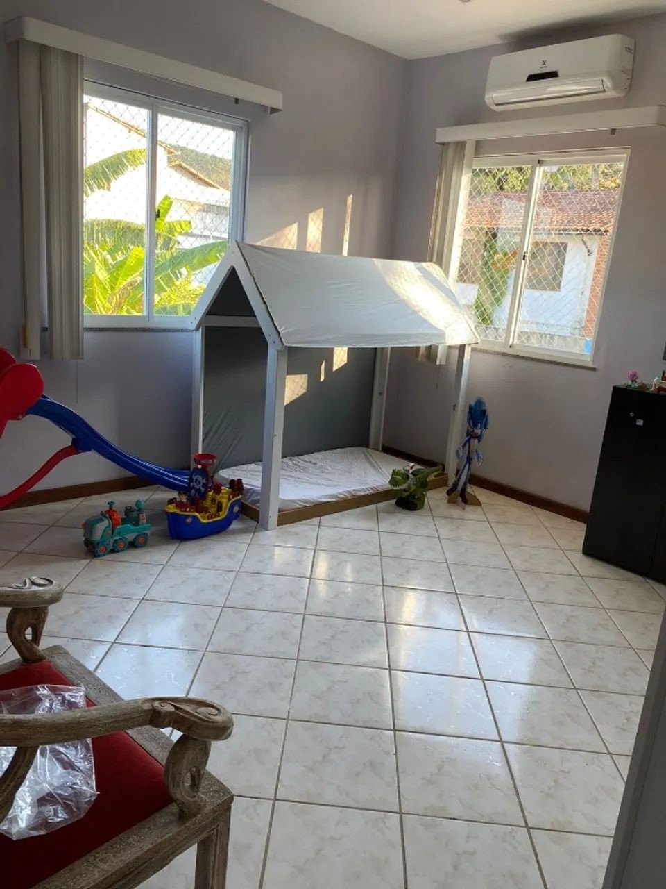 Imagem Casa com 4 Quartos à Venda, 207 m² em - Imagem Casa com 4 Quartos à Venda, 207 m² em -