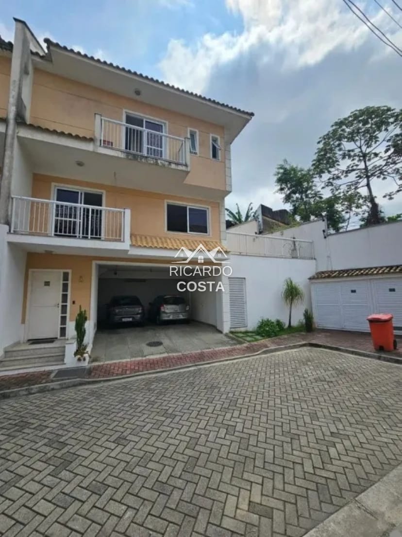 Imagem Casa de Condomínio com 4 Quartos à Venda, 166 m² em Freguesia (Jacarepaguá) - Rio de Janeiro Imagem Casa de Condomínio com 4 Quartos à Venda, 166 m² em Freguesia (Jacarepaguá) - Rio de Janeiro