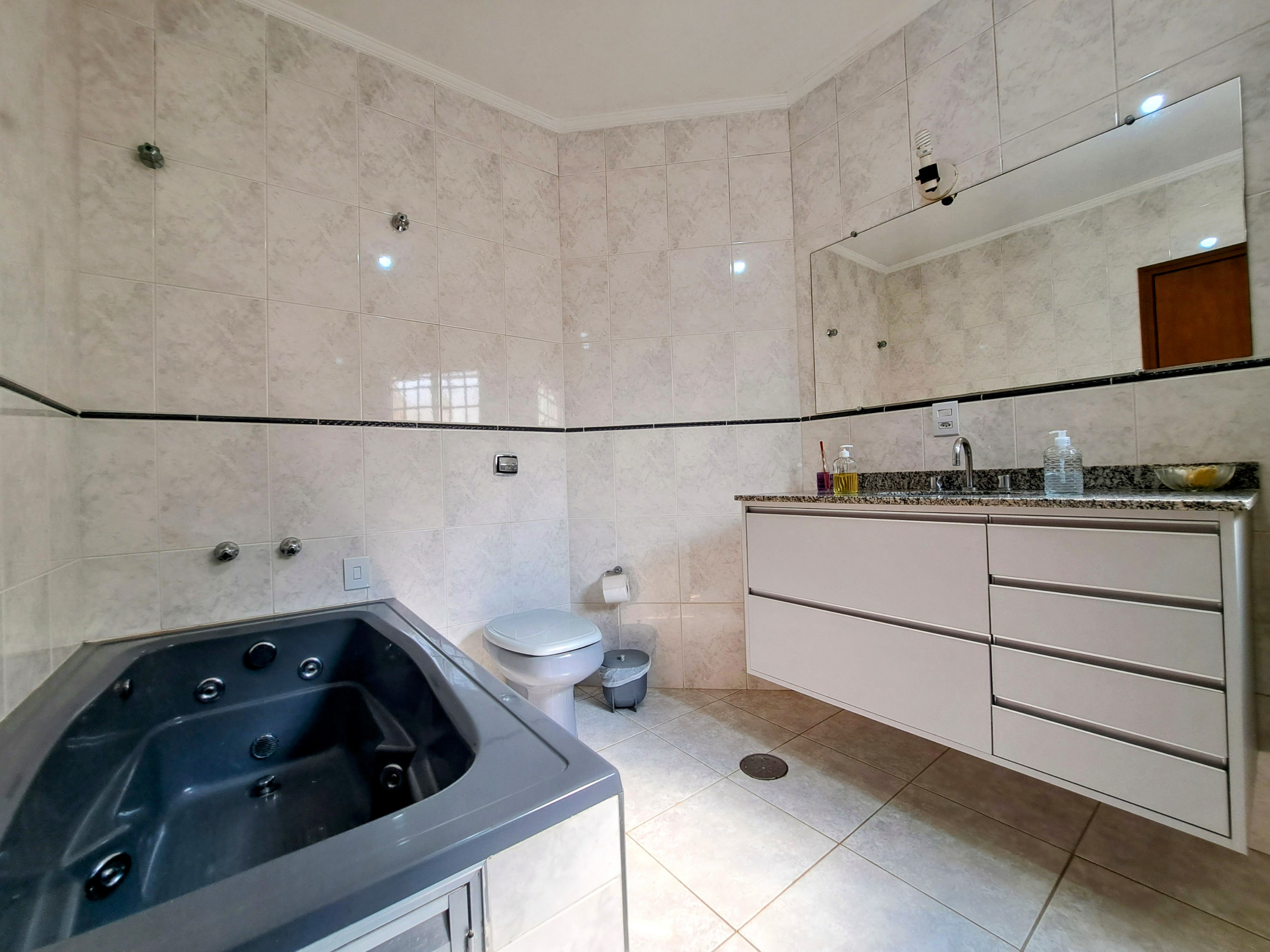 Imagem Casa com 3 Quartos à Venda, 180 m²em Parque Alto Taquaral - Campinas Imagem Casa com 3 Quartos à Venda, 180 m²em Parque Alto Taquaral - Campinas