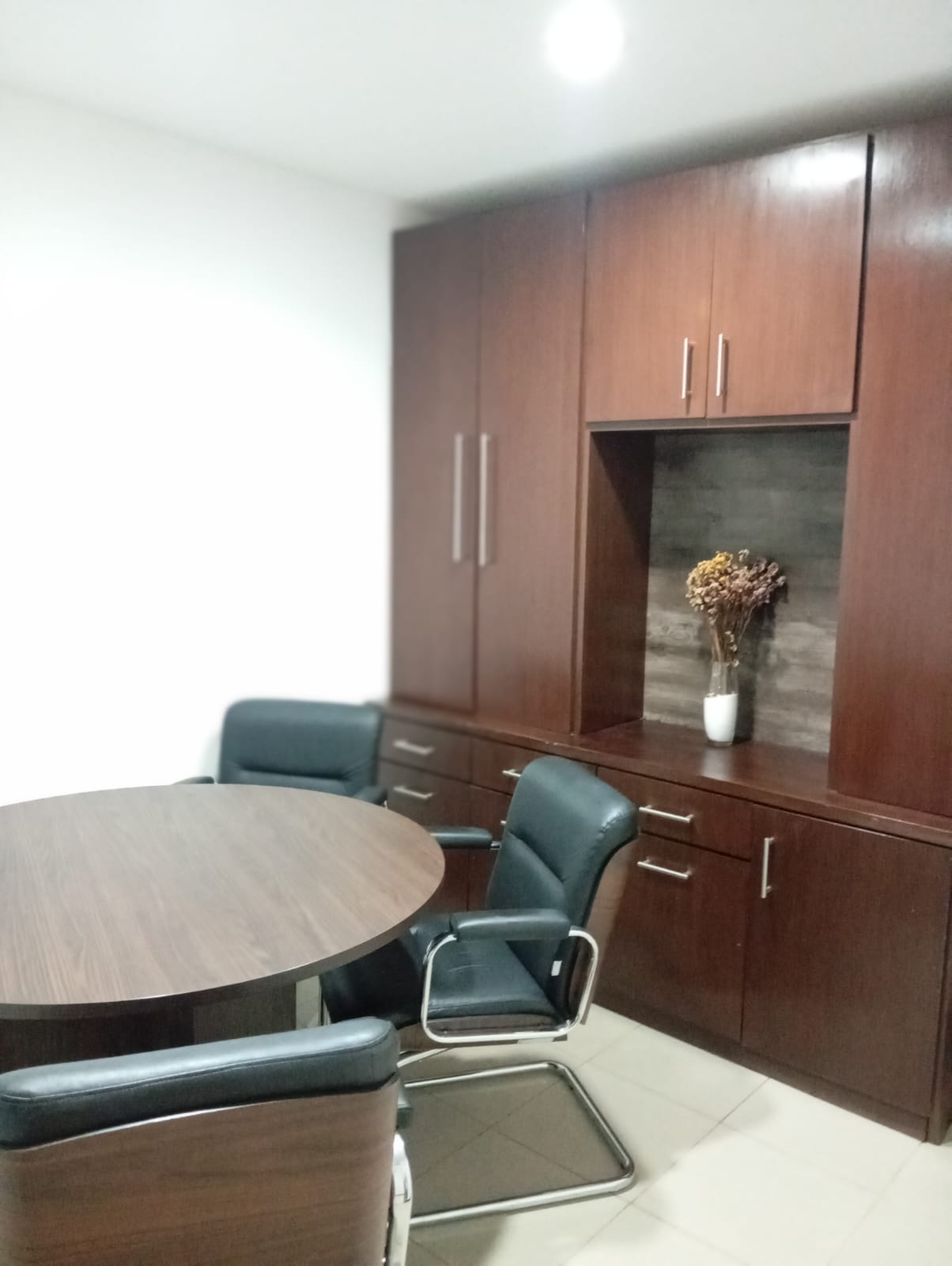 Imagem Sala Comercial para Alugar, 33 m²em Caminho das Árvores - Salvador