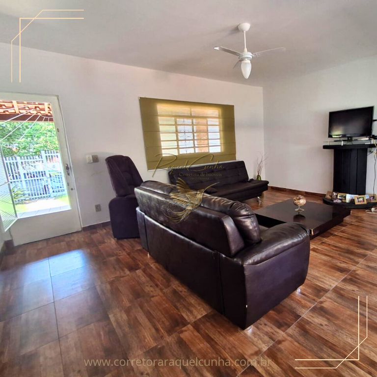 Imagem Imóvel com 2 Quartos para Alugar, 200 m² em Recreio Jardim da Mina (Vitoriana) - Botucatu