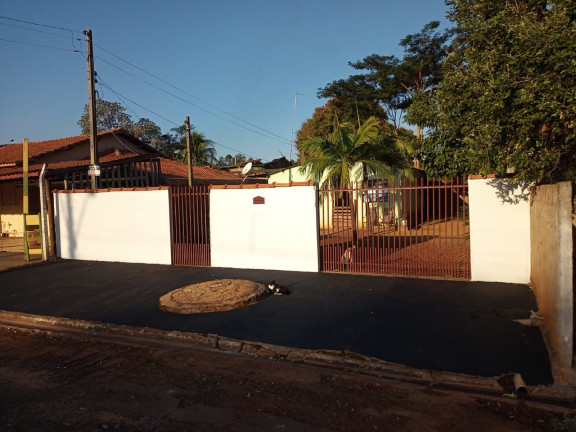 Imagem Casa com 2 Quartos à Venda, 50 m² em Centro - Paulicéia