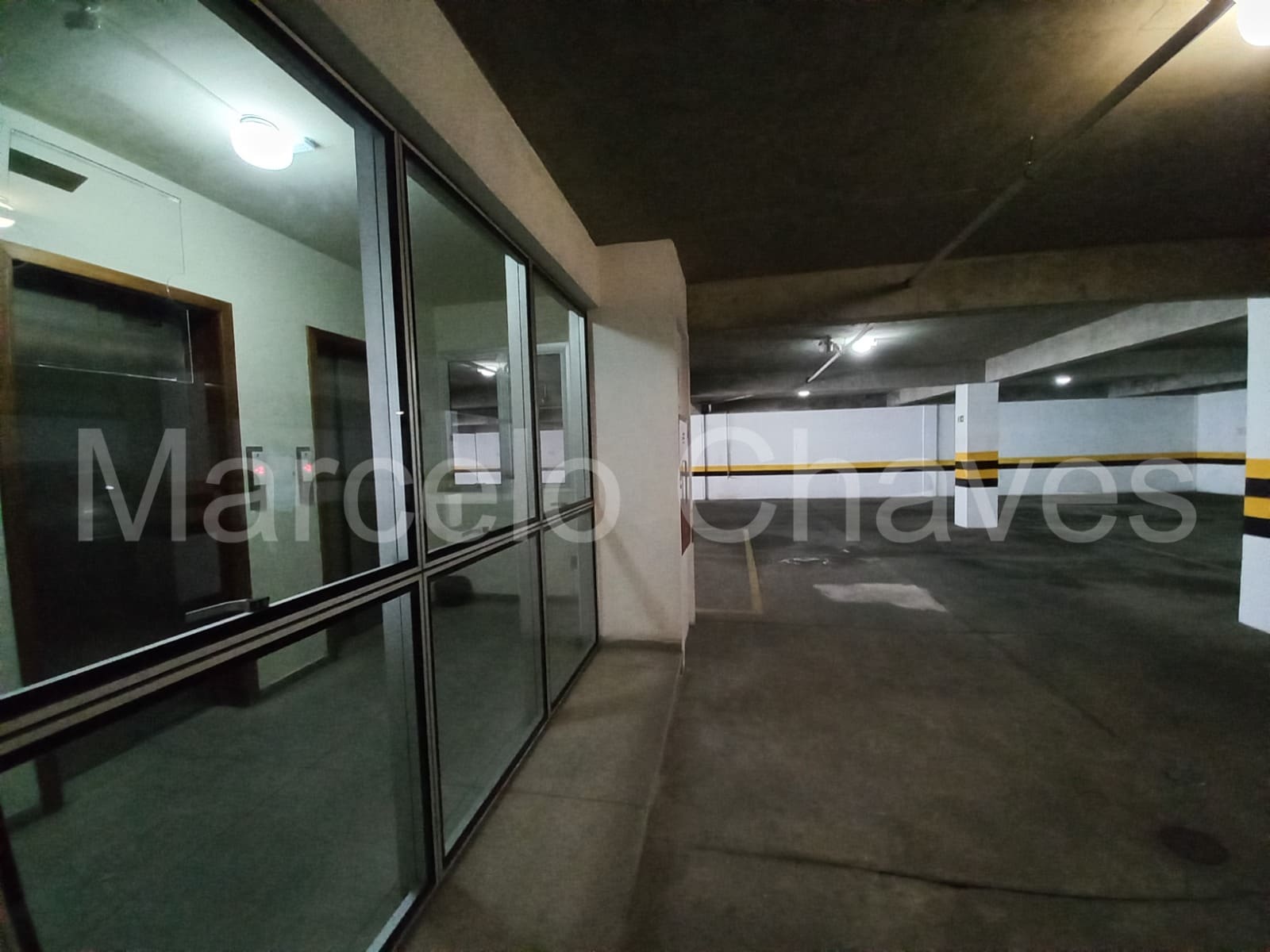 Imagem Sala Comercial à Venda, 28 m² em Higienópolis - Porto Alegre Imagem Sala Comercial à Venda, 28 m² em Higienópolis - Porto Alegre