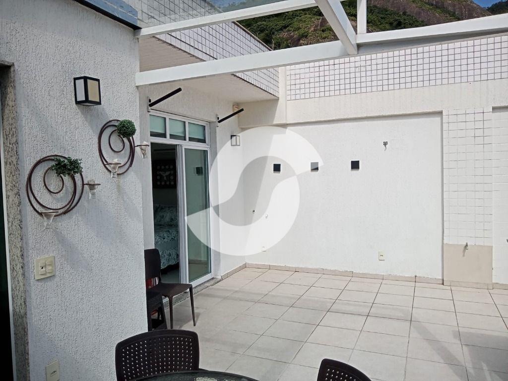 Imagem Cobertura com 1 Quarto à Venda ou Temporada, 85 m² em Itacoatiara - Niterói Imagem Cobertura com 1 Quarto à Venda ou Temporada, 85 m² em Itacoatiara - Niterói