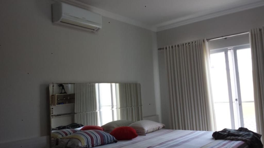 Imagem Sobrado com 5 Quartos à Venda, 252 m²em Manuel Dias Branco - Fortaleza Imagem Sobrado com 5 Quartos à Venda, 252 m²em Manuel Dias Branco - Fortaleza