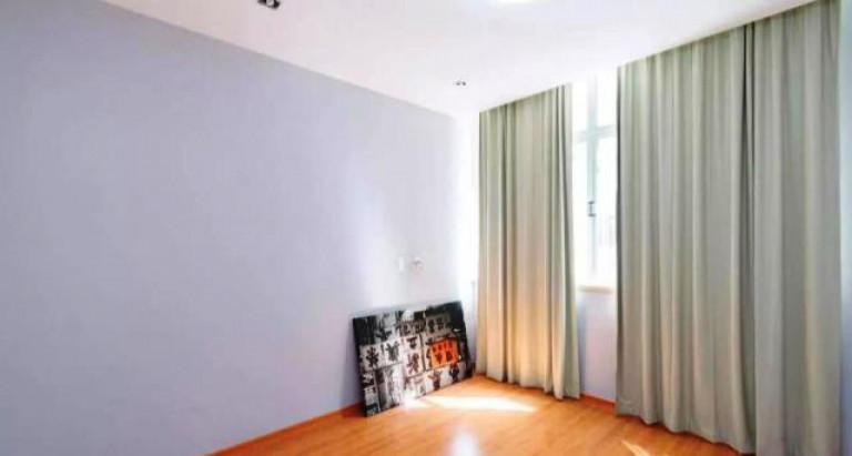 Imagem Apartamento com 3 Quartos à Venda, 160 m² em Icaraí - Niterói