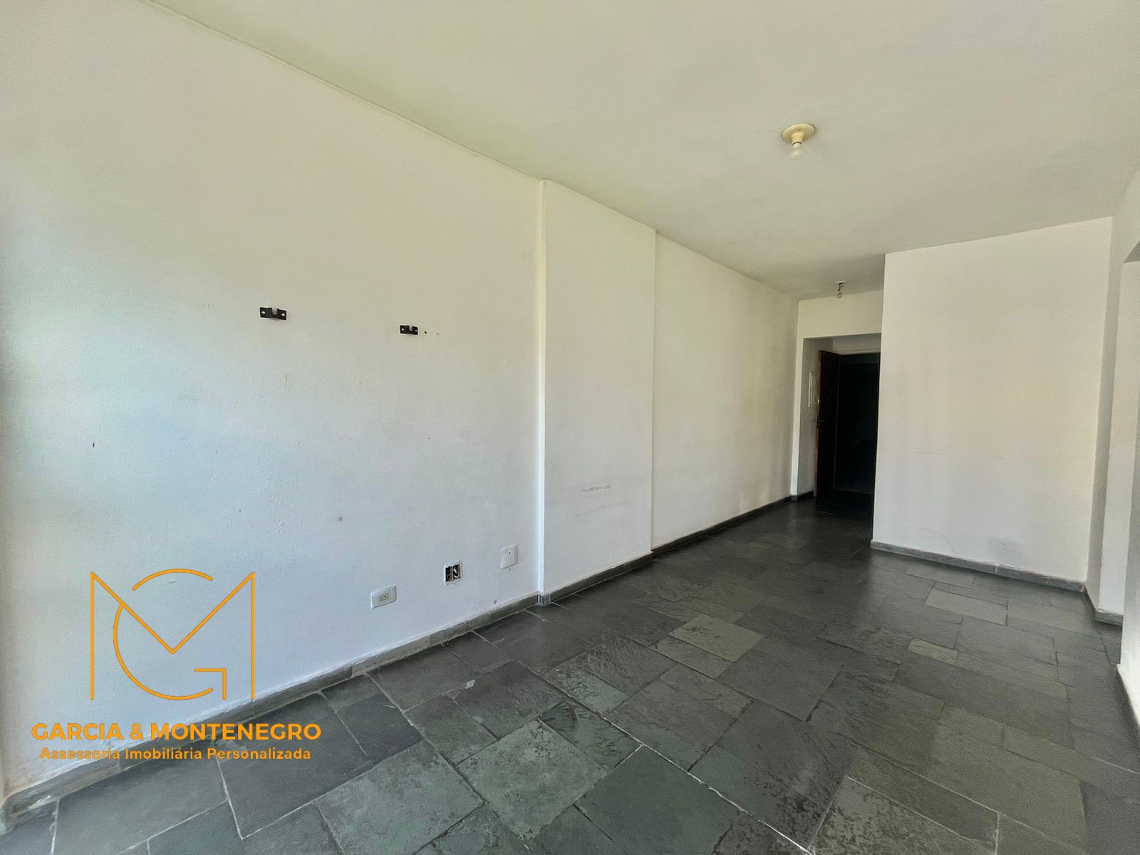 Imagem Apartamento com 1 Quarto à Venda, 60 m²em José Menino - Santos