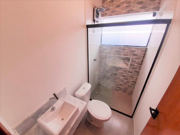 Imagem Casa com 2 Quartos à Venda,  em Balneário dos Golfinhos - Caraguatatuba