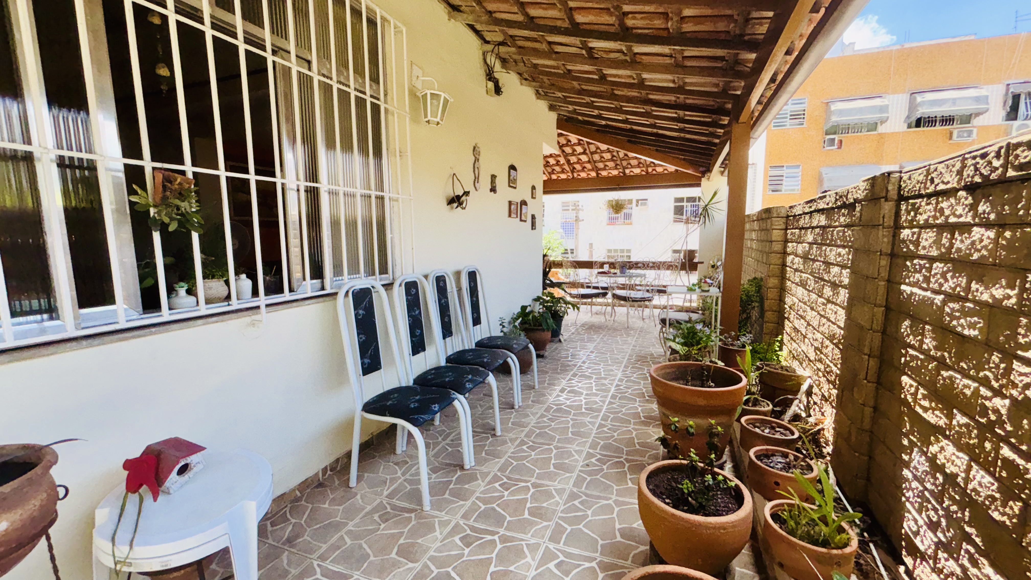 Imagem Casa com 2 Quartos à Venda, 262 m² em Santa Rosa - Niterói Imagem Casa com 2 Quartos à Venda, 262 m² em Santa Rosa - Niterói