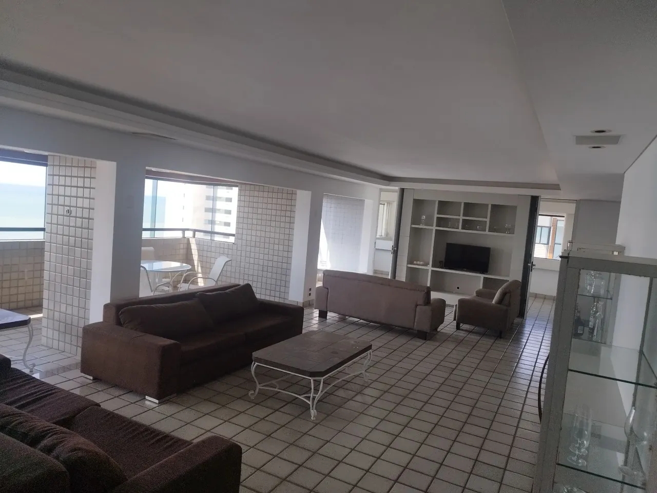 Imagem Apartamento com 4 Quartos para Alugar, 335 m²em Boa Viagem - Recife Imagem Apartamento com 4 Quartos para Alugar, 335 m²em Boa Viagem - Recife