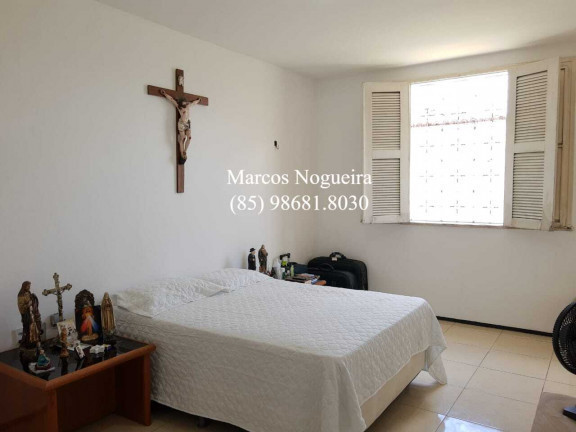 Imagem Casa com 4 Quartos à Venda, 279 m²em Vila União - Fortaleza