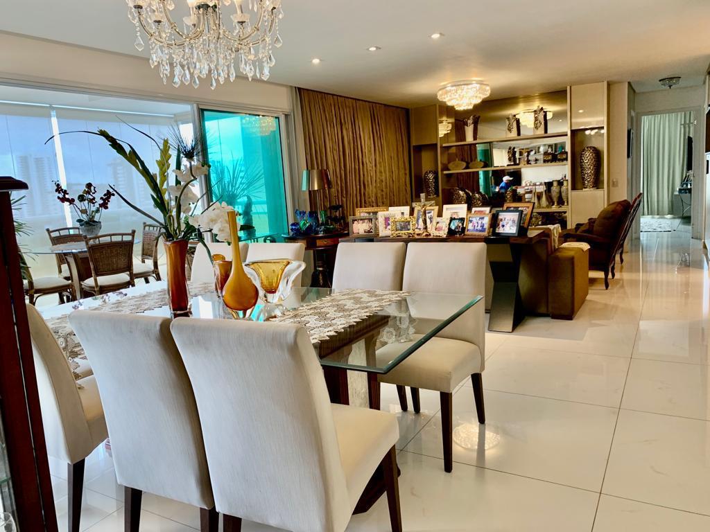Imagem Apartamento com 3 Quartos à Venda, 208 m²em Tirol - Natal