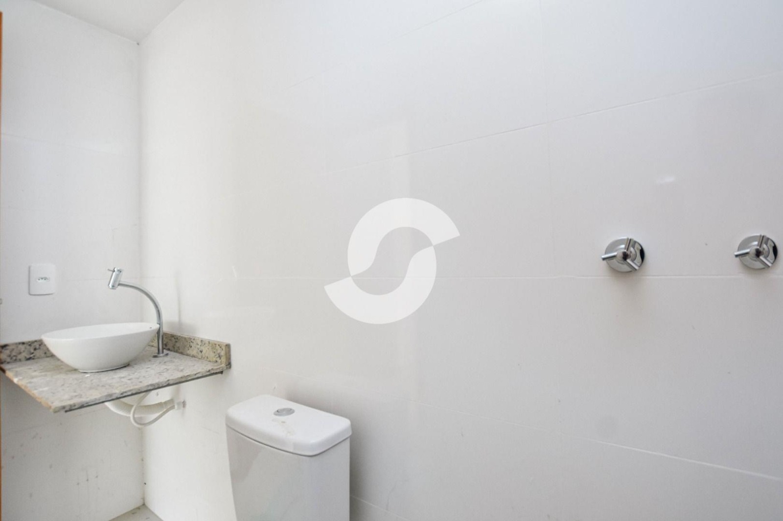 Imagem Apartamento com 2 Quartos à Venda, 76 m² em Piratininga - Niterói Imagem Apartamento com 2 Quartos à Venda, 76 m² em Piratininga - Niterói