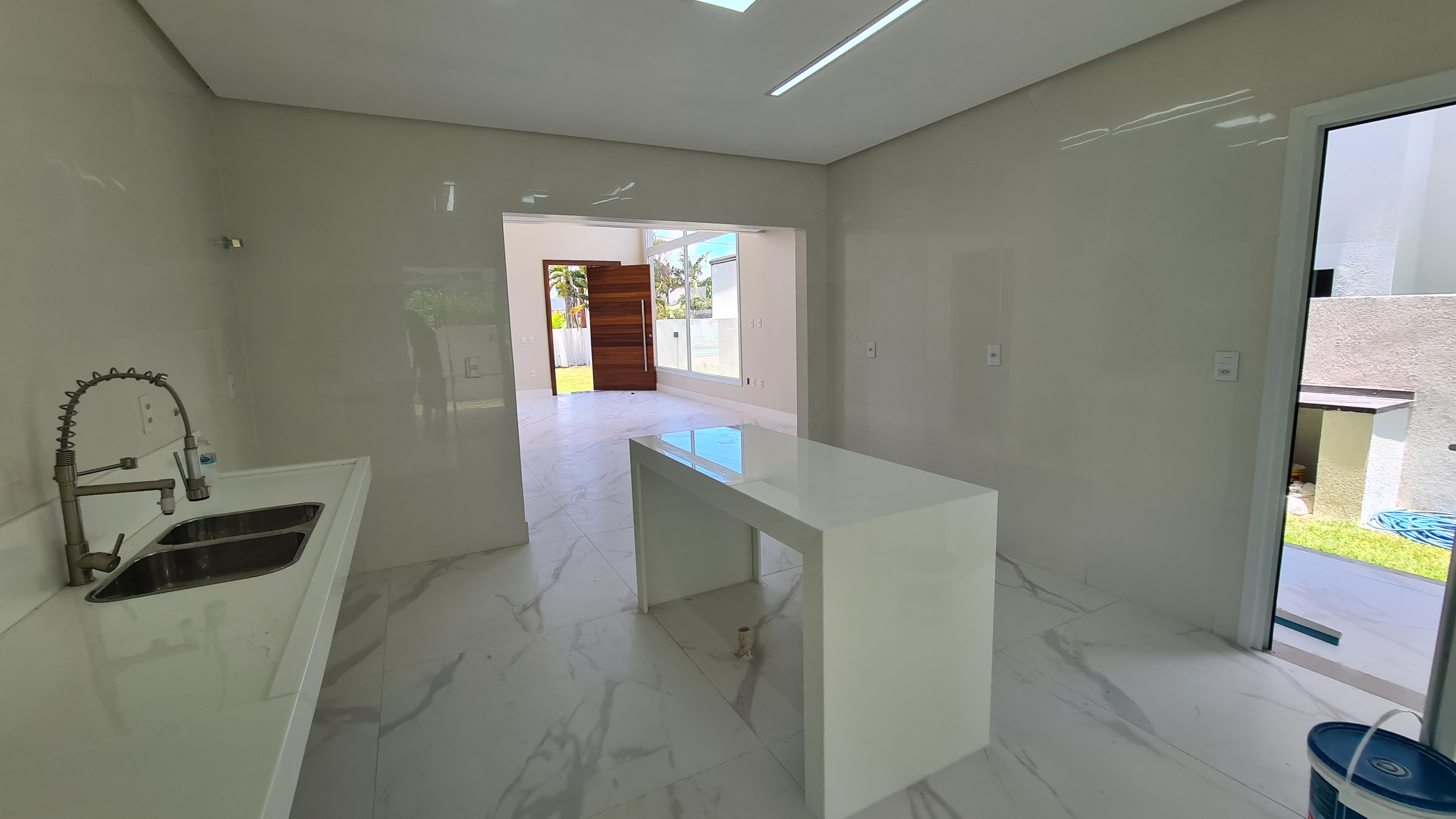 Imagem Casa de Condomínio com 6 Quartos à Venda, 335 m² em Guarajuba (Monte Gordo) - Camaçari