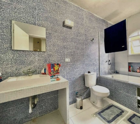 Imagem Casa com 3 Quartos à Venda,  em Vila Diva - Carapicuíba