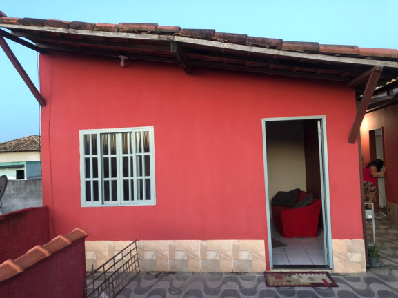 Imagem Casa com 2 Quartos à Venda, 200 m² em Loteamento Extensão do Serramar - Rio das Ostras Imagem Casa com 2 Quartos à Venda, 200 m² em Loteamento Extensão do Serramar - Rio das Ostras