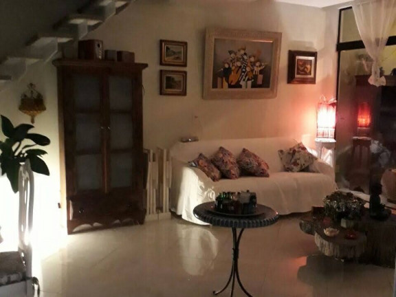 Imagem Casa com 3 Quartos à Venda, 240 m² em Barra Da Tijuca - Rio De Janeiro Imagem Casa com 3 Quartos à Venda, 240 m² em Barra Da Tijuca - Rio De Janeiro