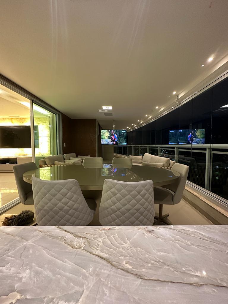 Imagem Apartamento com 3 Quartos à Venda, 230 m²em Cocó - Fortaleza