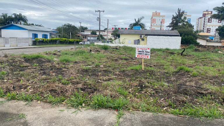 Imagem Terreno à Venda, 750 m² em Santa Augusta - Criciúma Imagem Terreno à Venda, 750 m² em Santa Augusta - Criciúma