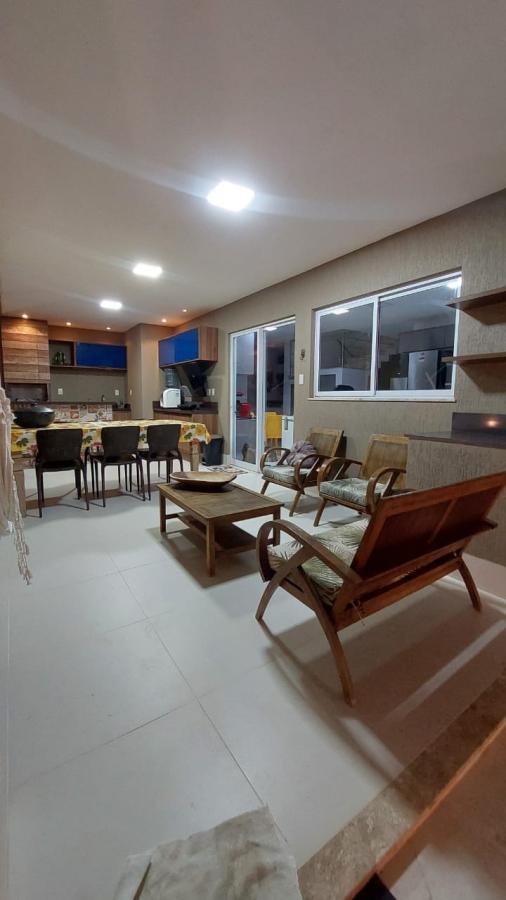 Imagem Casa de Condomínio com 4 Quartos à Venda, 413 m²em Alphaville (Abrantes) - Camaçari