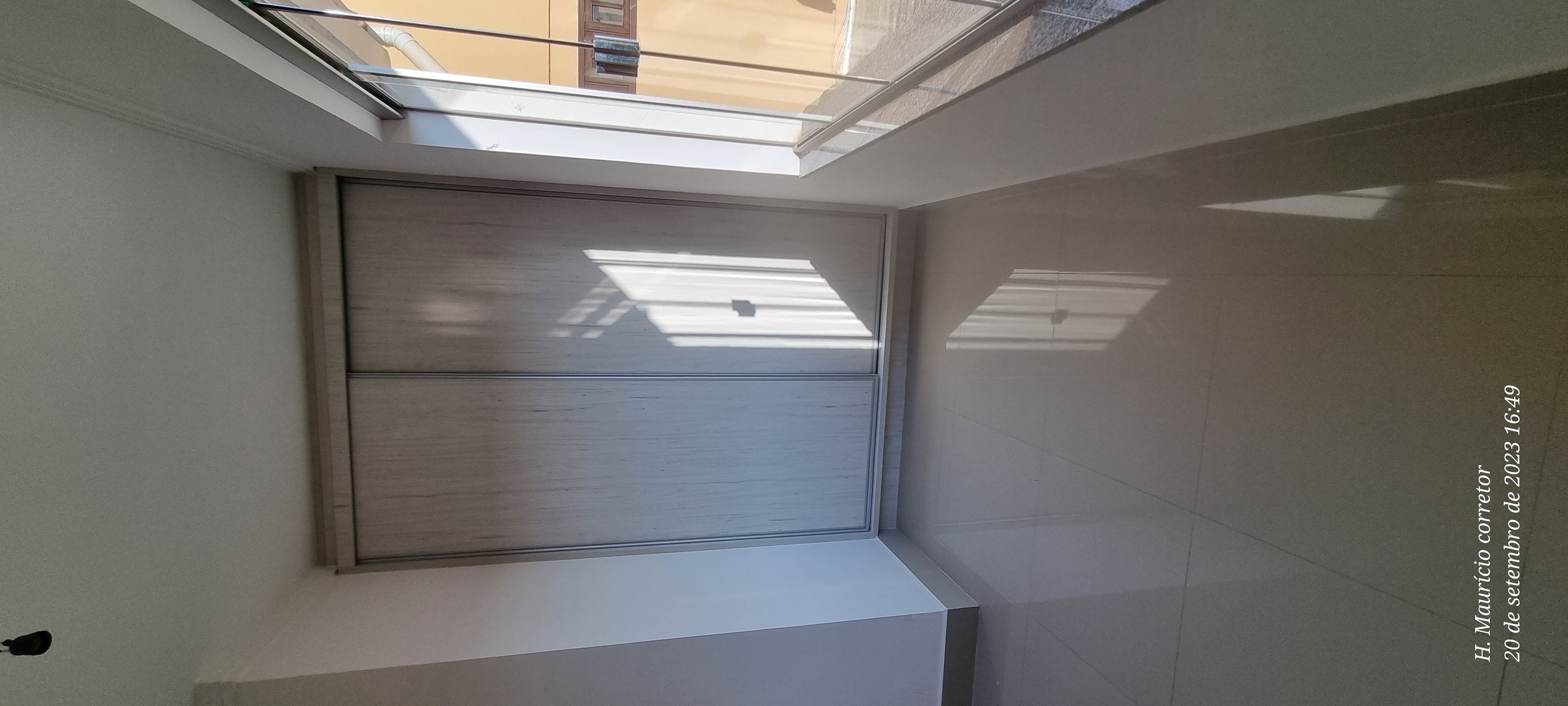 Imagem Sobrado com 4 Quartos à Venda, 377 m²em Setor Jaó - Goiânia Imagem Sobrado com 4 Quartos à Venda, 377 m²em Setor Jaó - Goiânia