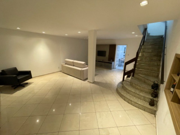 Imagem Casa com 3 Quartos à Venda, 131 m² em Botafogo - Rio de Janeiro Imagem Casa com 3 Quartos à Venda, 131 m² em Botafogo - Rio de Janeiro