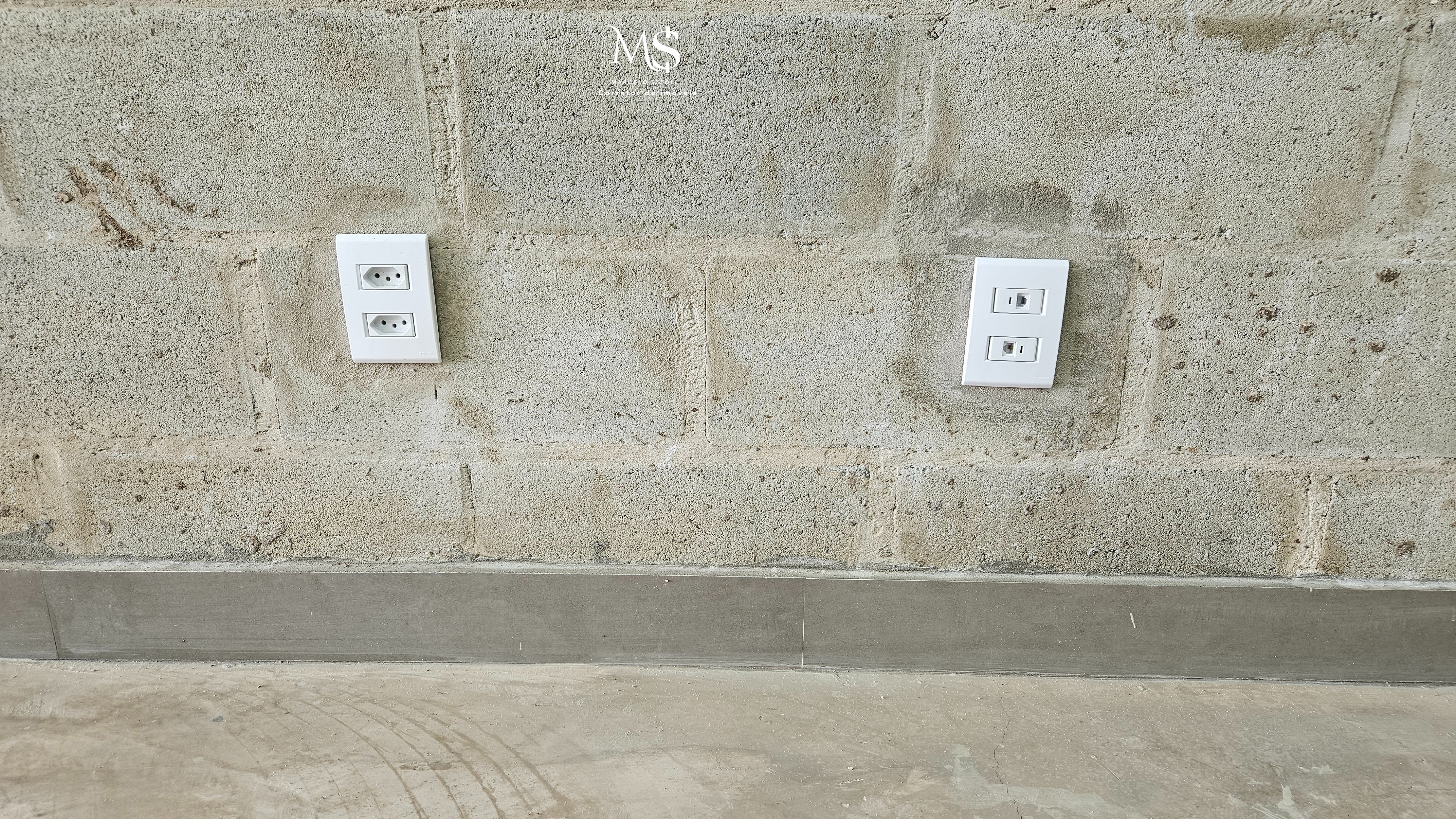 Imagem Galpão à Venda ou Locação, 300 m²em Jardins Versailles - Valparaíso de Goiás