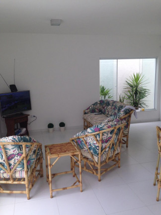 Imagem Casa com 3 Quartos à Venda, 180 m² em Três Marias - Peruíbe