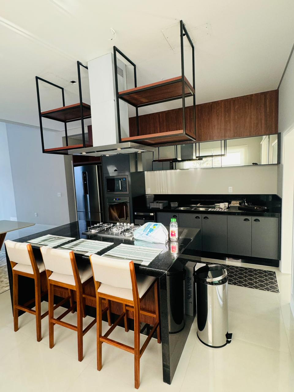 Imagem Casa de Condomínio com 3 Quartos à Venda, 240 m²em Medeiros - Jundiaí