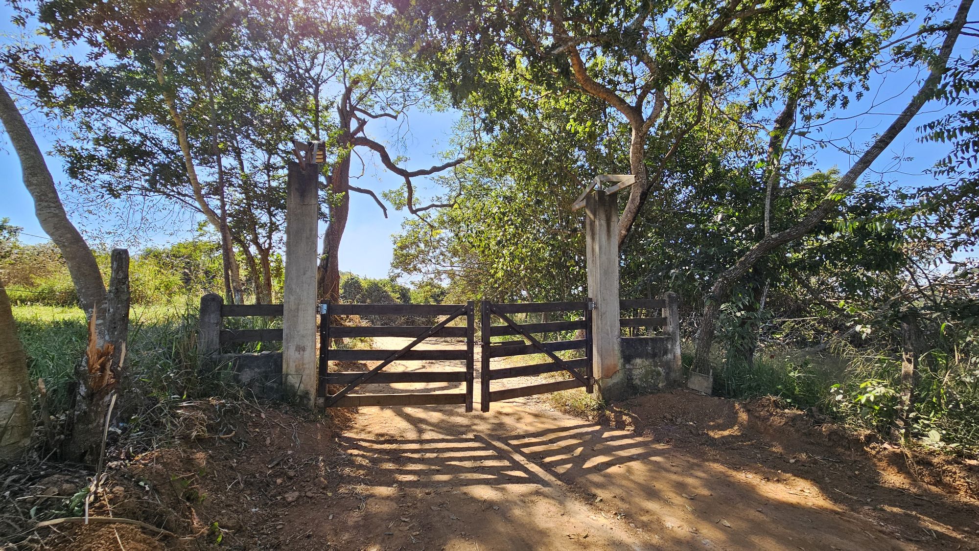 Imagem Chácara com 5 Quartos à Venda, 750 m²em Centro - Santo Antônio do Descoberto