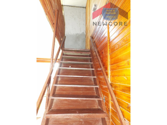 Imagem Sobrado com 2 Quartos à Venda, 120 m² em Laranjal - Pelotas