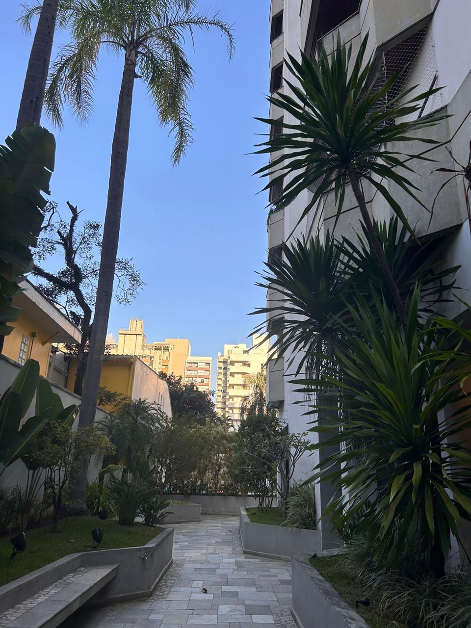 Imagem Apartamento com 4 Quartos à Venda, 220 m² em Campo Belo - São Paulo