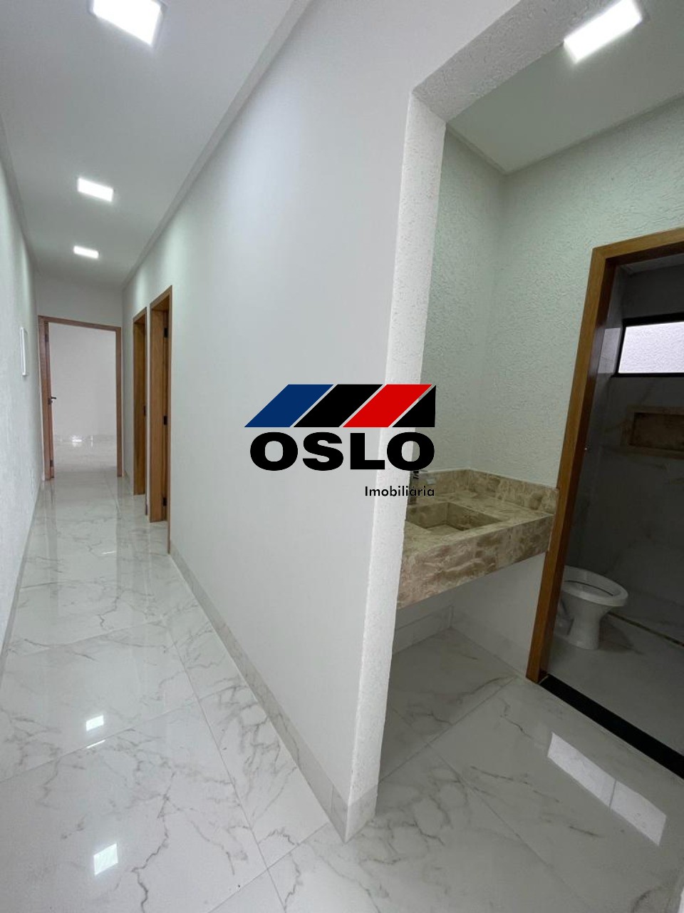 Imagem Casa com 3 Quartos à Venda, 116 m²em Setor Três Marias - Goiânia Imagem Casa com 3 Quartos à Venda, 116 m²em Setor Três Marias - Goiânia