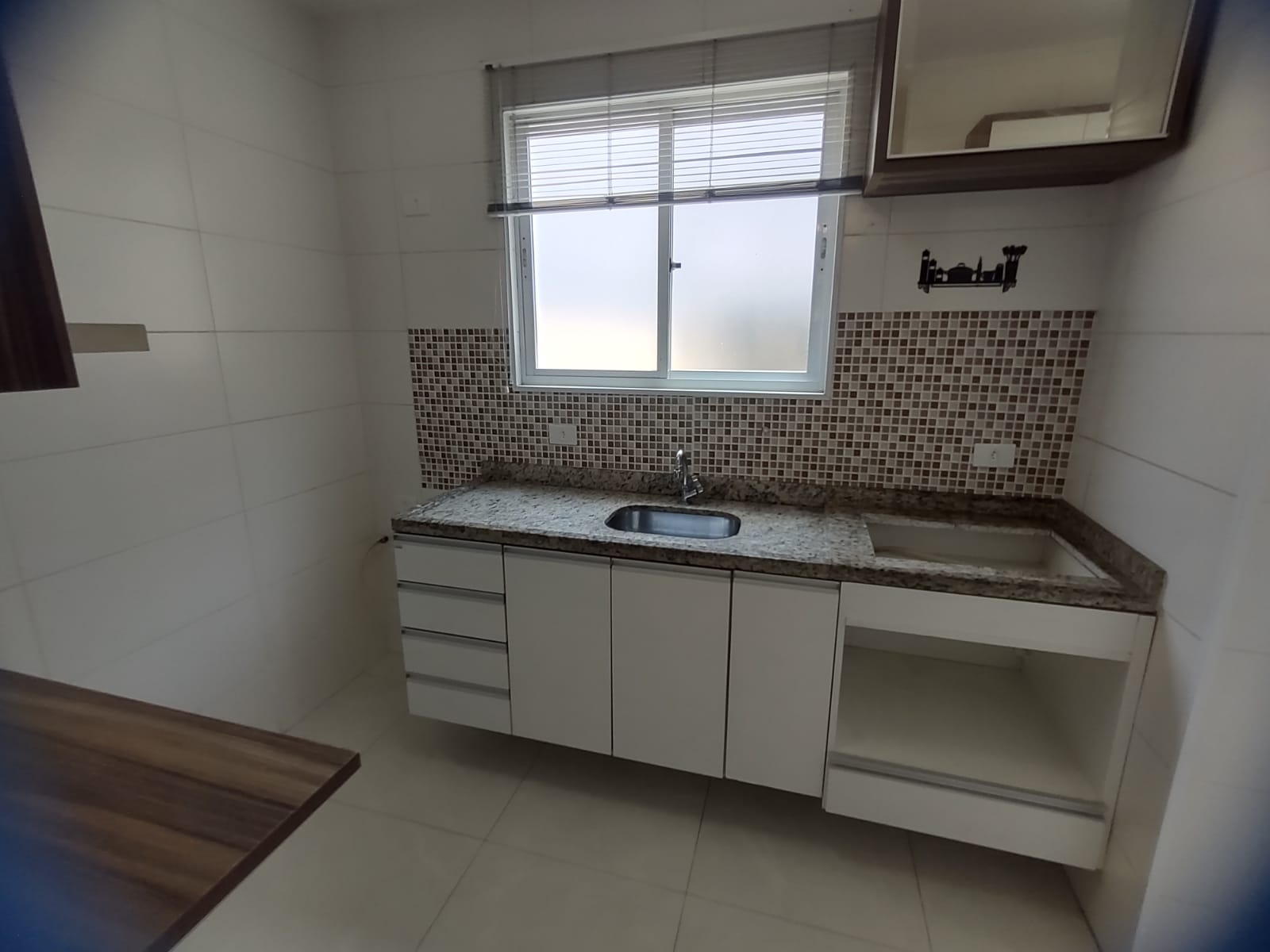 Imagem Casa de Condomínio com 2 Quartos à Venda, 84 m² em Estuário - Santos