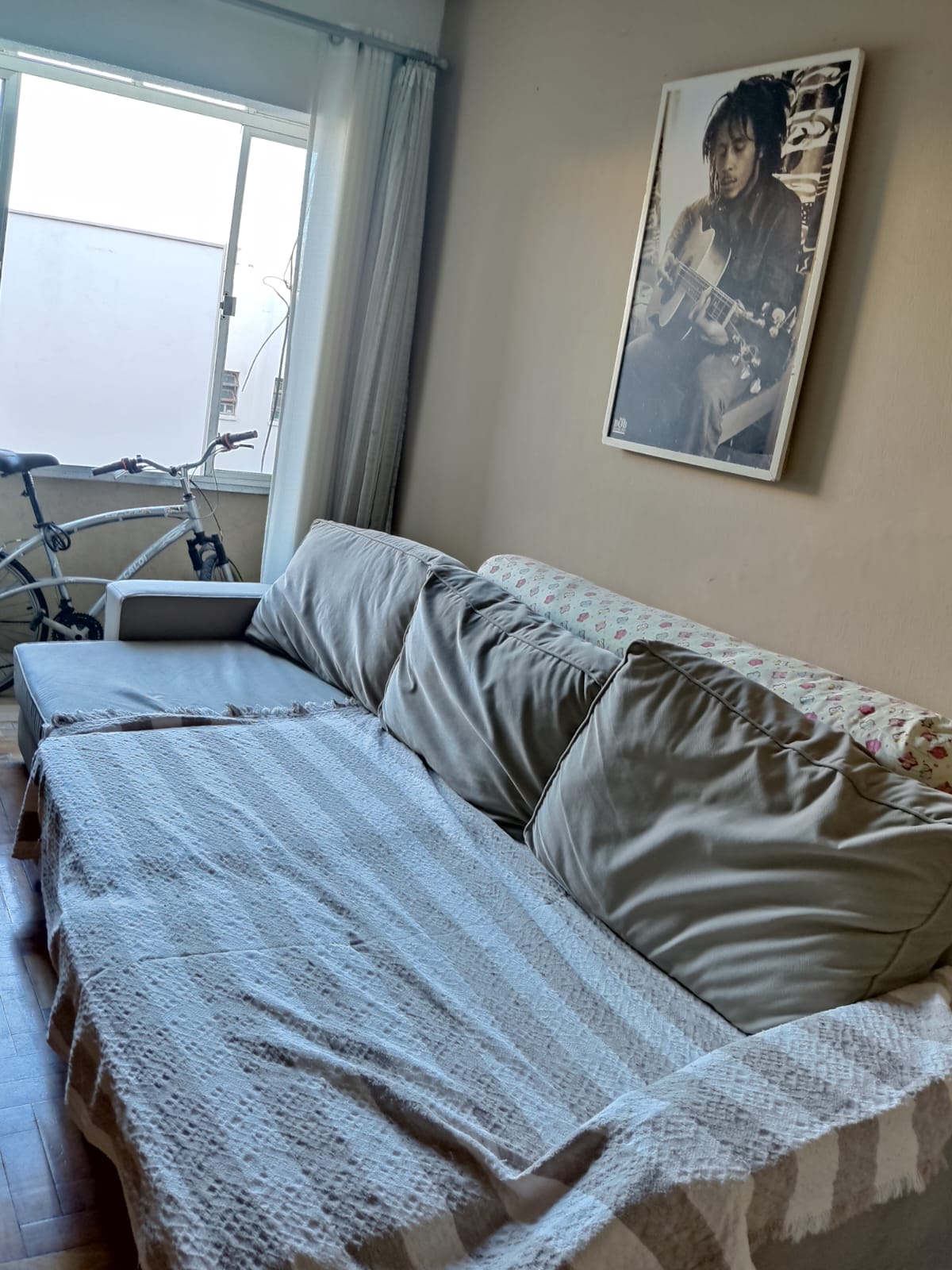 Imagem Apartamento com 3 Quartos à Venda, 71 m²em Cidade Baixa - Porto Alegre
