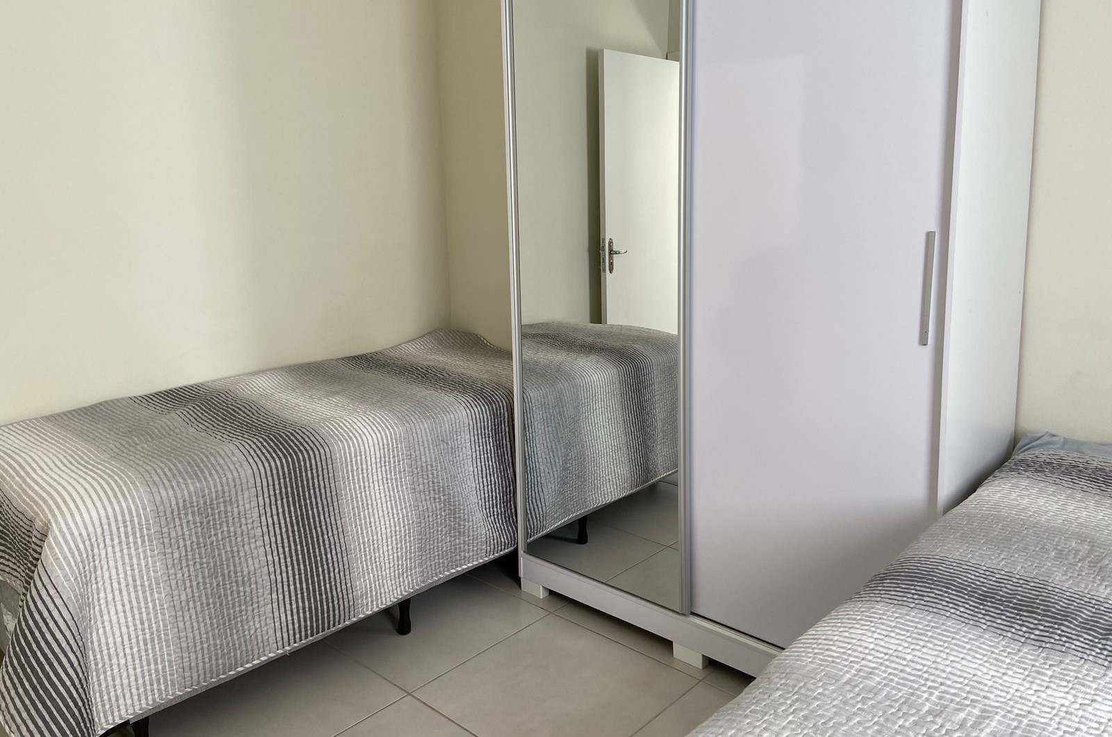 Imagem Casa com 3 Quartos para Temporada, 110 m²em Indaiá - Bertioga