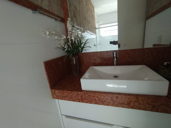 Imagem Sobrado com 5 Quartos à Venda, 413 m² em Jardins Madri - Goiânia Imagem Sobrado com 5 Quartos à Venda, 413 m² em Jardins Madri - Goiânia