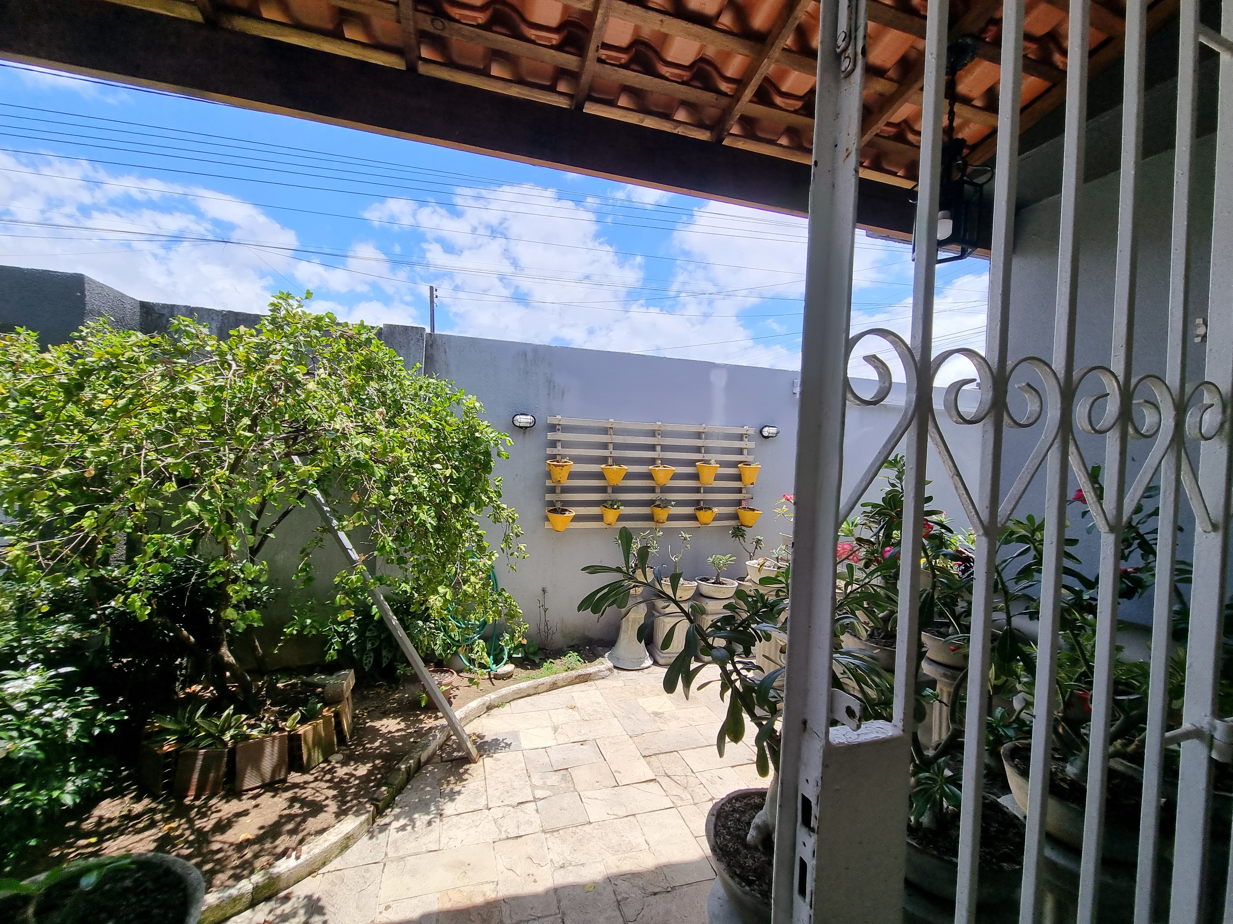 Imagem Casa com 4 Quartos à Venda, 282 m² em Gruta de Lourdes - Maceió Imagem Casa com 4 Quartos à Venda, 282 m² em Gruta de Lourdes - Maceió