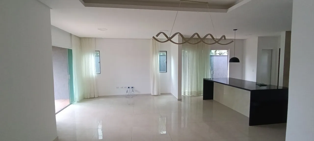 Imagem Casa com 4 Quartos à Venda, 220 m² em Curado - Jaboatão dos Guararapes Imagem Casa com 4 Quartos à Venda, 220 m² em Curado - Jaboatão dos Guararapes